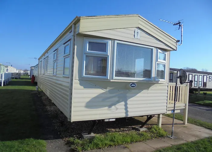 Highfield & Haven : Highfield Arizona:- 8 Berth